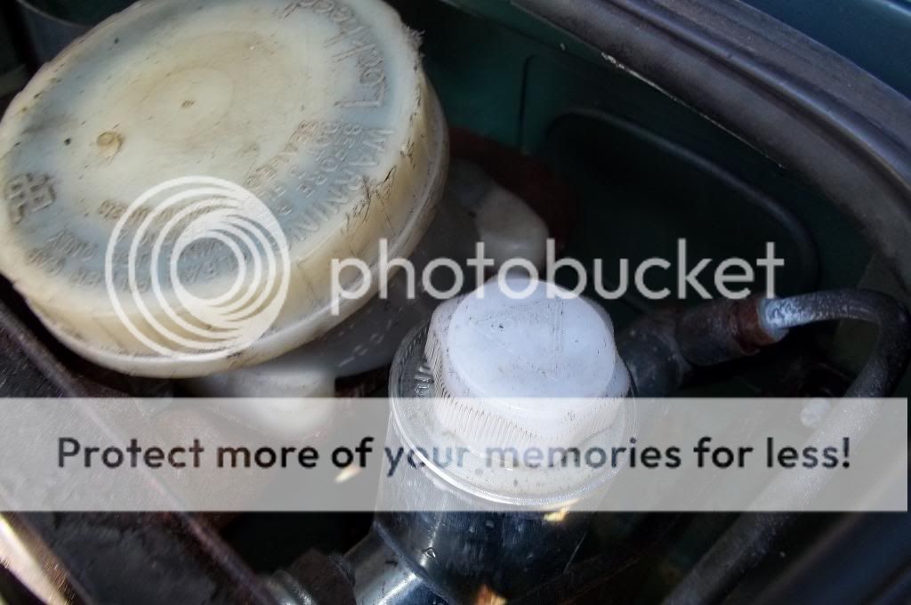 Brake Stop LIght Switch Location on 72 MGB? MGB & GT Forum The MG