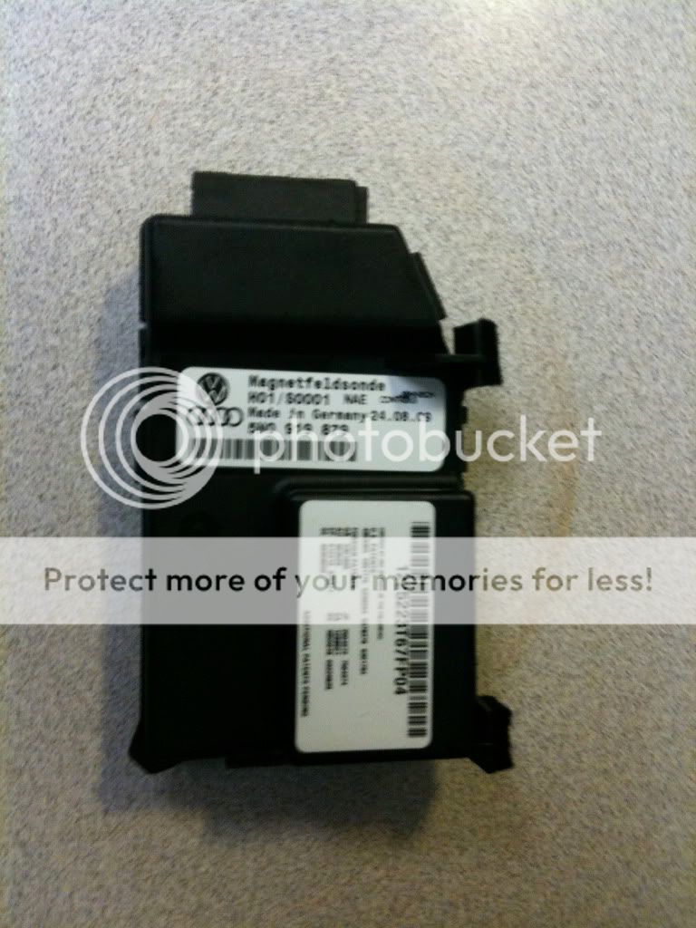 Location of compass module in Jetta SportWagen (Please help!)